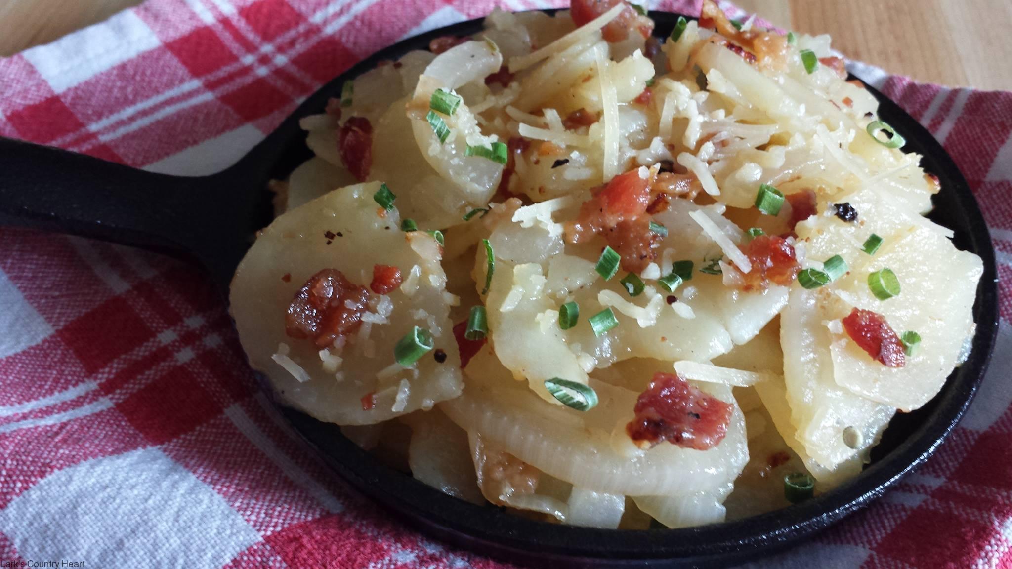 Bacon Fat Fried Potatoes - The Tipsy Housewife