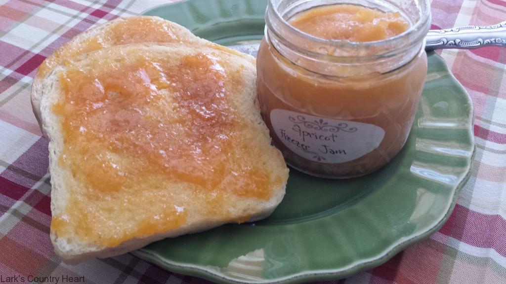 apricot freezer jam